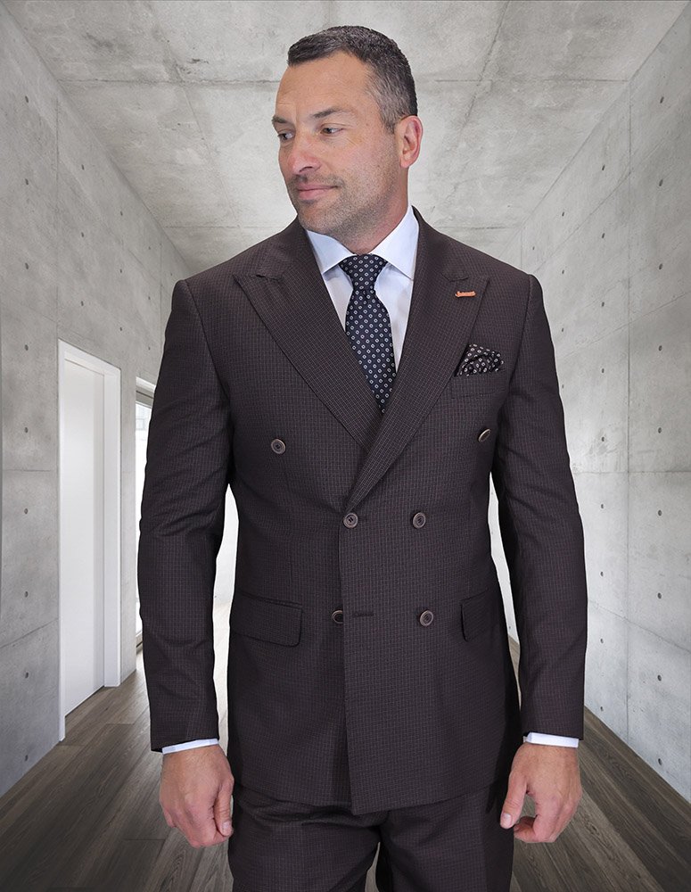 2PC DOUBLE BREASTED SUIT. SUPER 200'S EXTRA FINE ITALIAN WOOL FABRIC HAND MADE