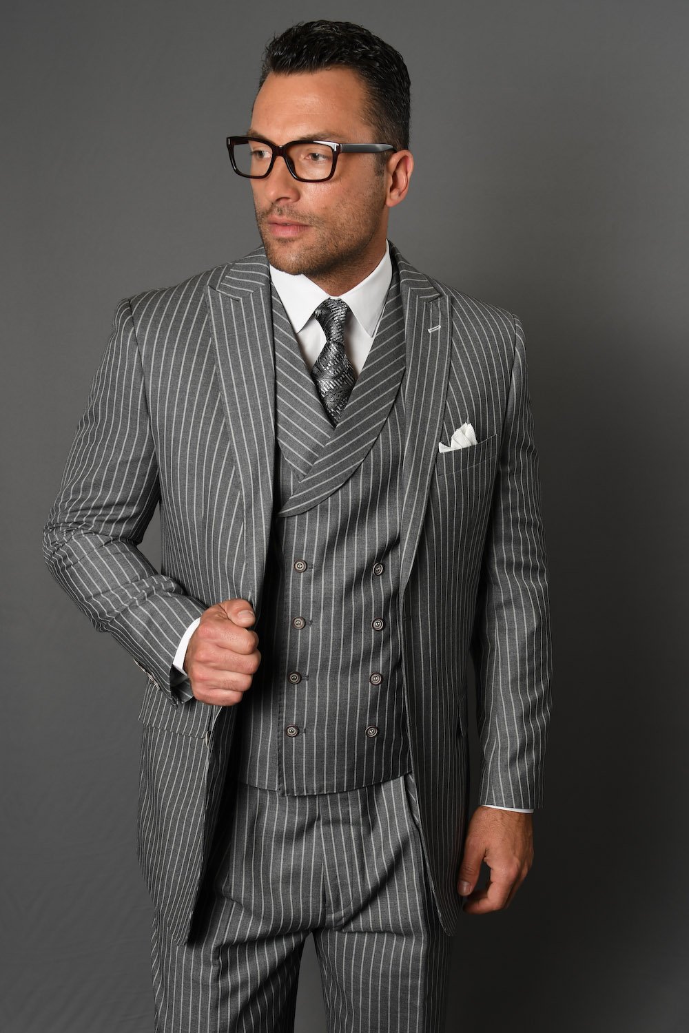 ZARELLI GREY 3PC 2 BUTTON PINSTRIPE, DOUBLE BREASTED VEST, PLEATED PANTS SUPER 150'S WOOL SUIT EXTRA FINE ITALIAN MADE   